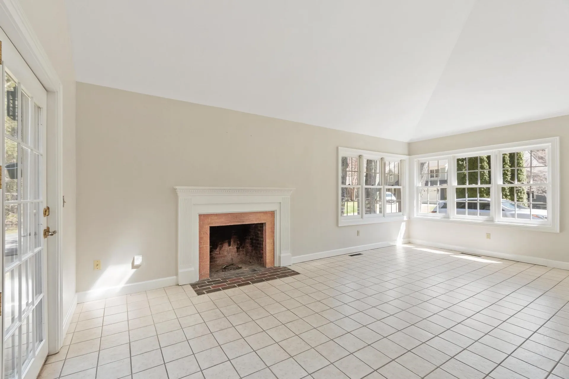 21 Peninsula Drive Stratham NH 03885