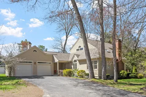 21 Peninsula Drive Stratham NH 03885