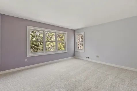 21 Peninsula Drive Stratham NH 03885