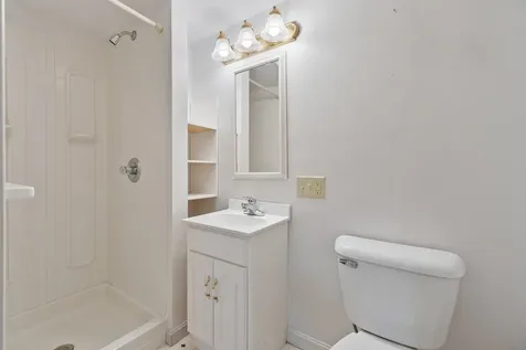 21 Peninsula Drive Stratham NH 03885
