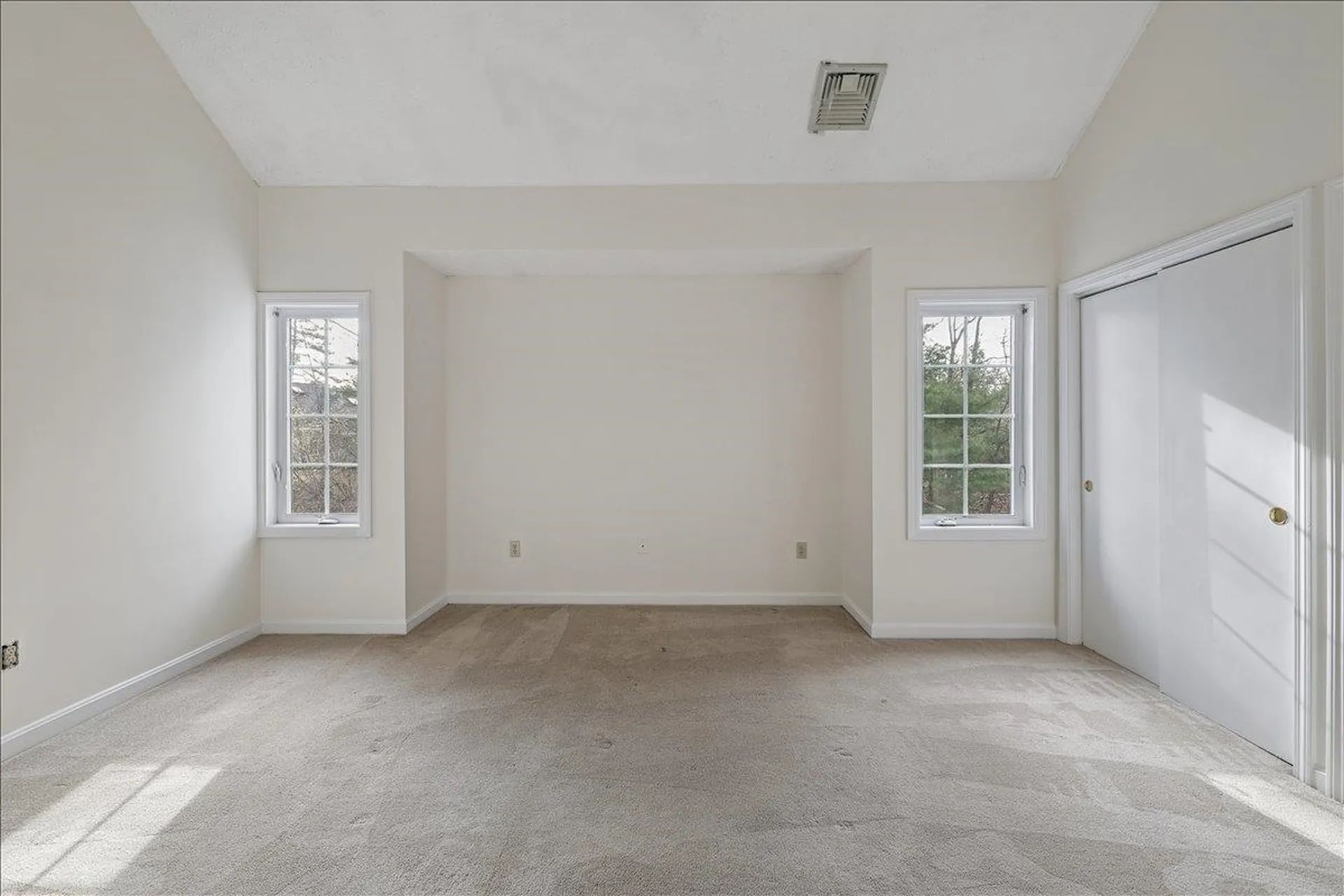 7 Swift Lane Merrimack NH 03054