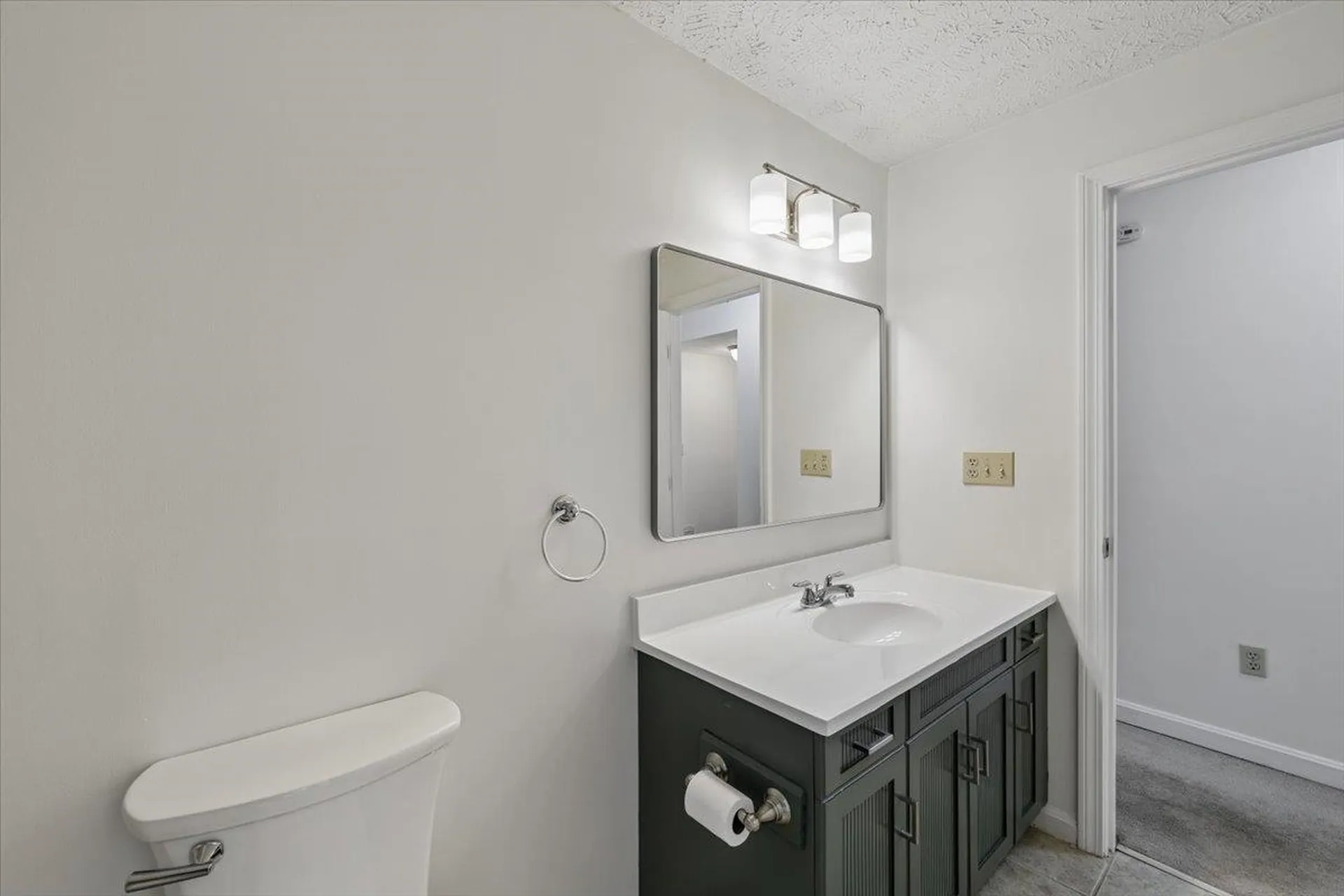 7 Swift Lane Merrimack NH 03054