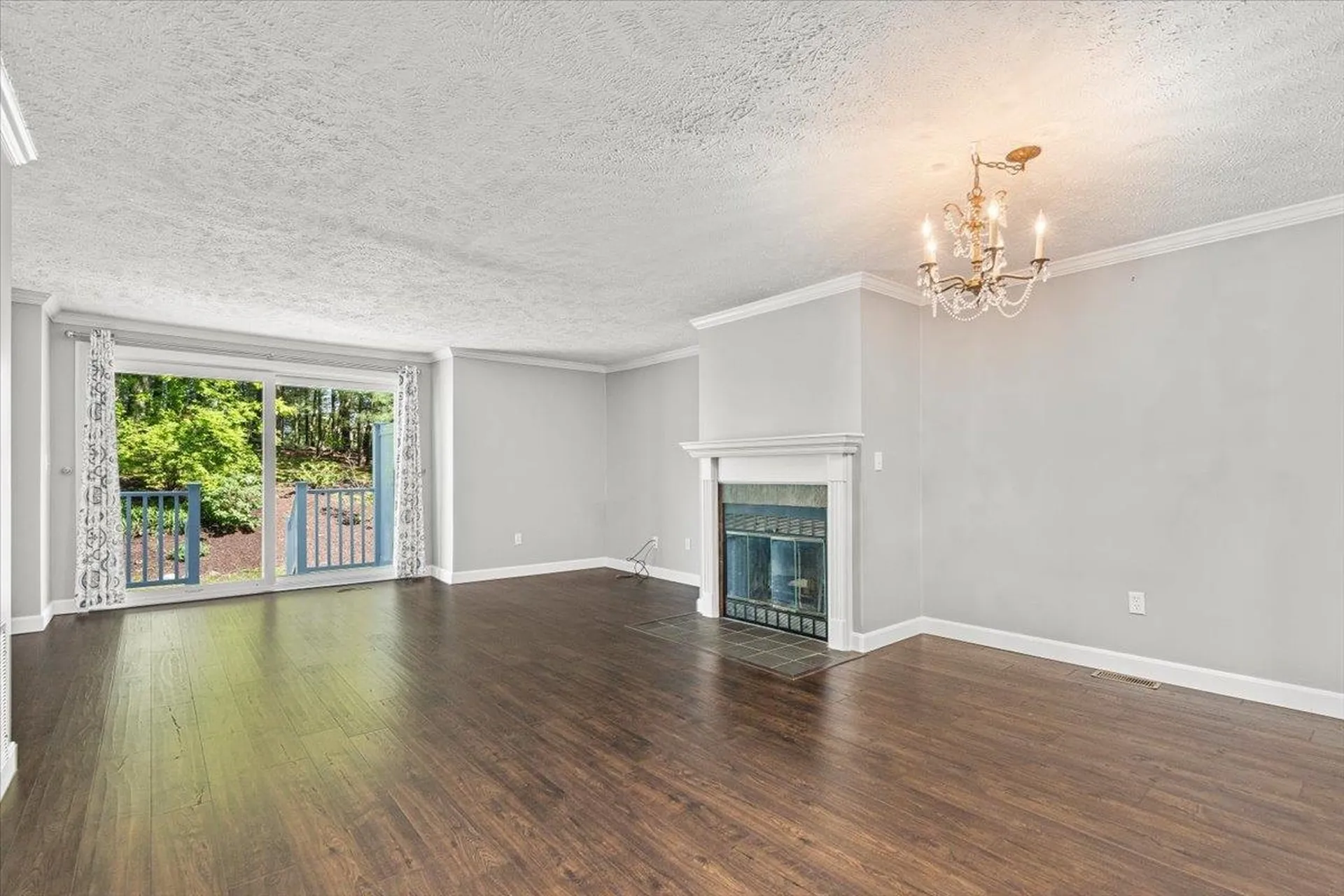 7 Swift Lane Merrimack NH 03054