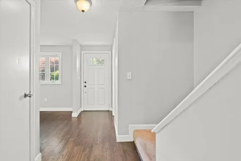 7 Swift Lane Merrimack NH 03054