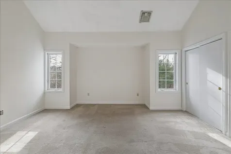 7 Swift Lane Merrimack NH 03054