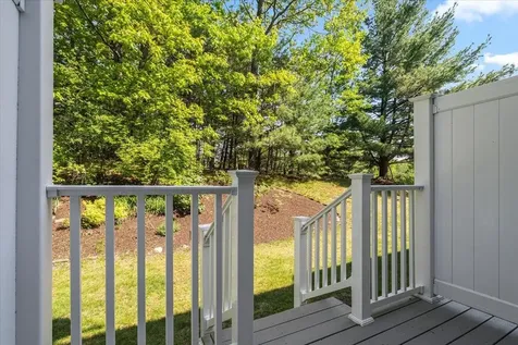 7 Swift Lane Merrimack NH 03054