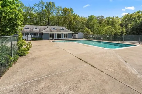 7 Swift Lane Merrimack NH 03054