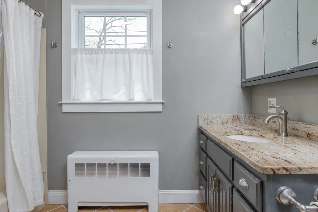 59 Manor Road Concord NH 03303