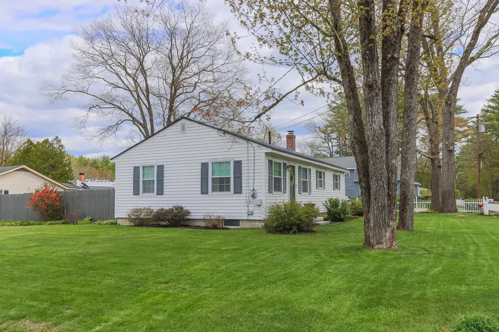 59 Manor Road Concord NH 03303