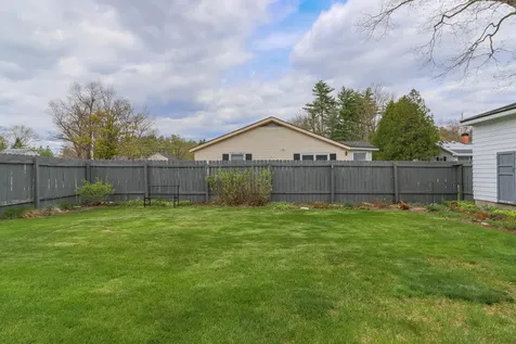 59 Manor Road Concord NH 03303