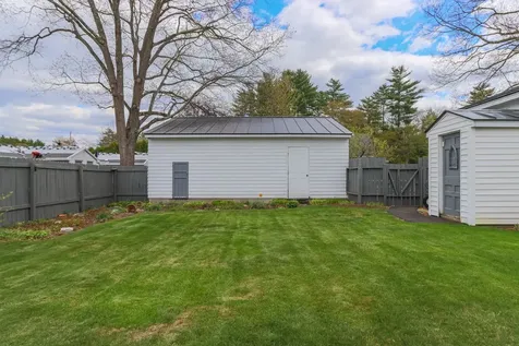 59 Manor Road Concord NH 03303