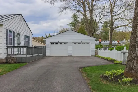 59 Manor Road Concord NH 03303