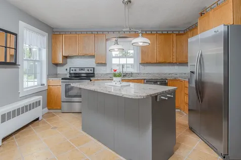 59 Manor Road Concord NH 03303