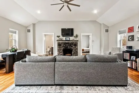 3 Loudon Road Pittsfield NH 03263