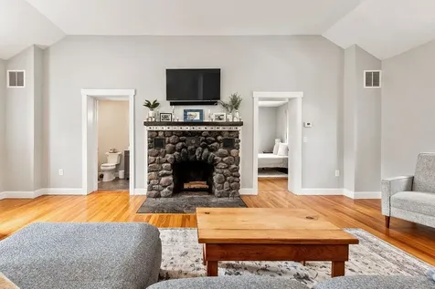 3 Loudon Road Pittsfield NH 03263