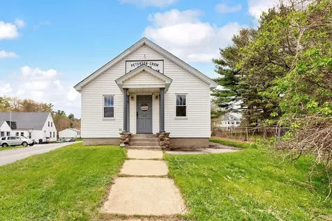 3 Loudon Road Pittsfield NH 03263