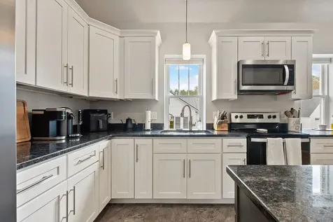 3 Loudon Road Pittsfield NH 03263