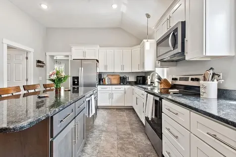 3 Loudon Road Pittsfield NH 03263