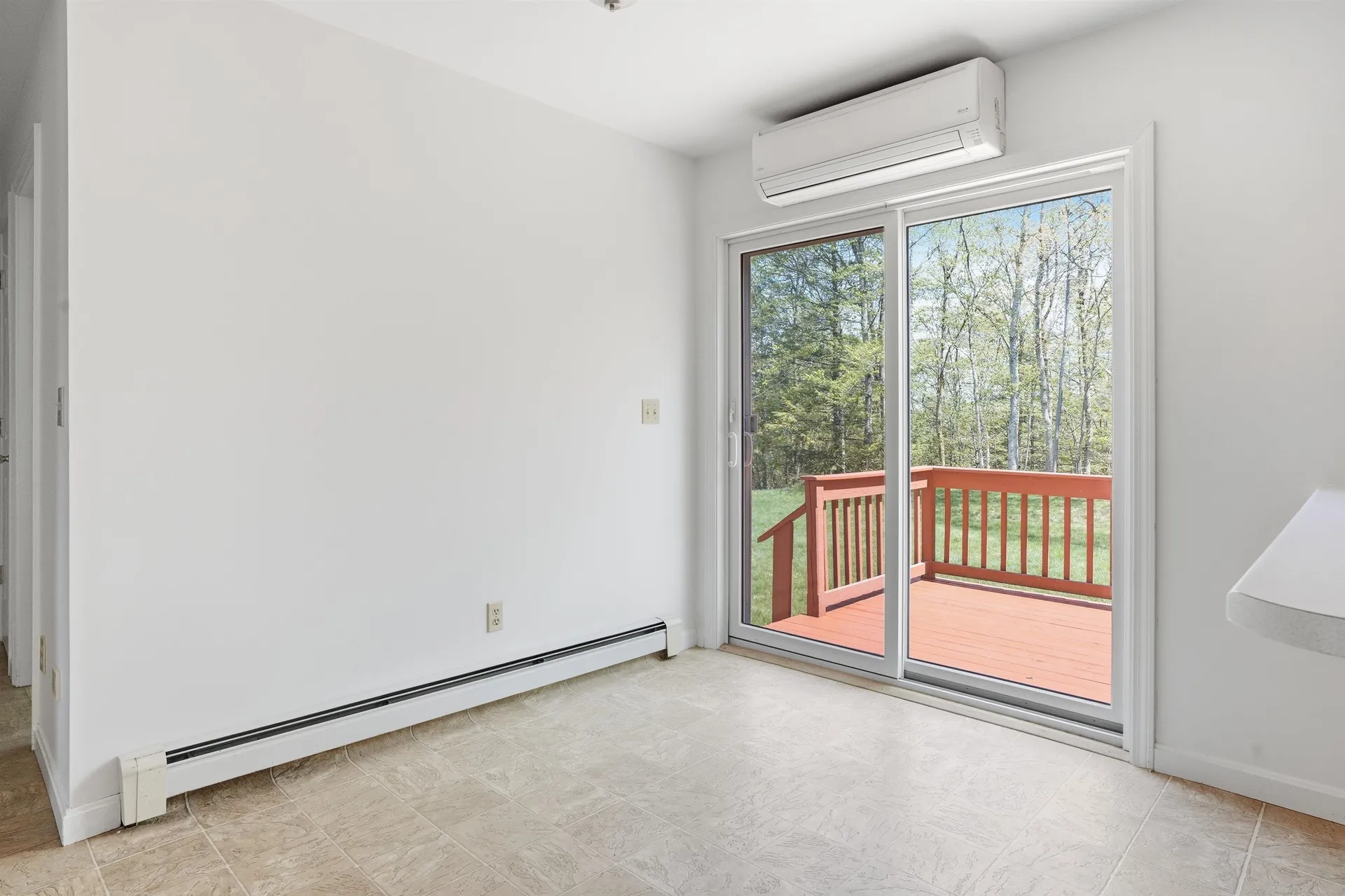 5 Van Buren Circle Goffstown NH 03045