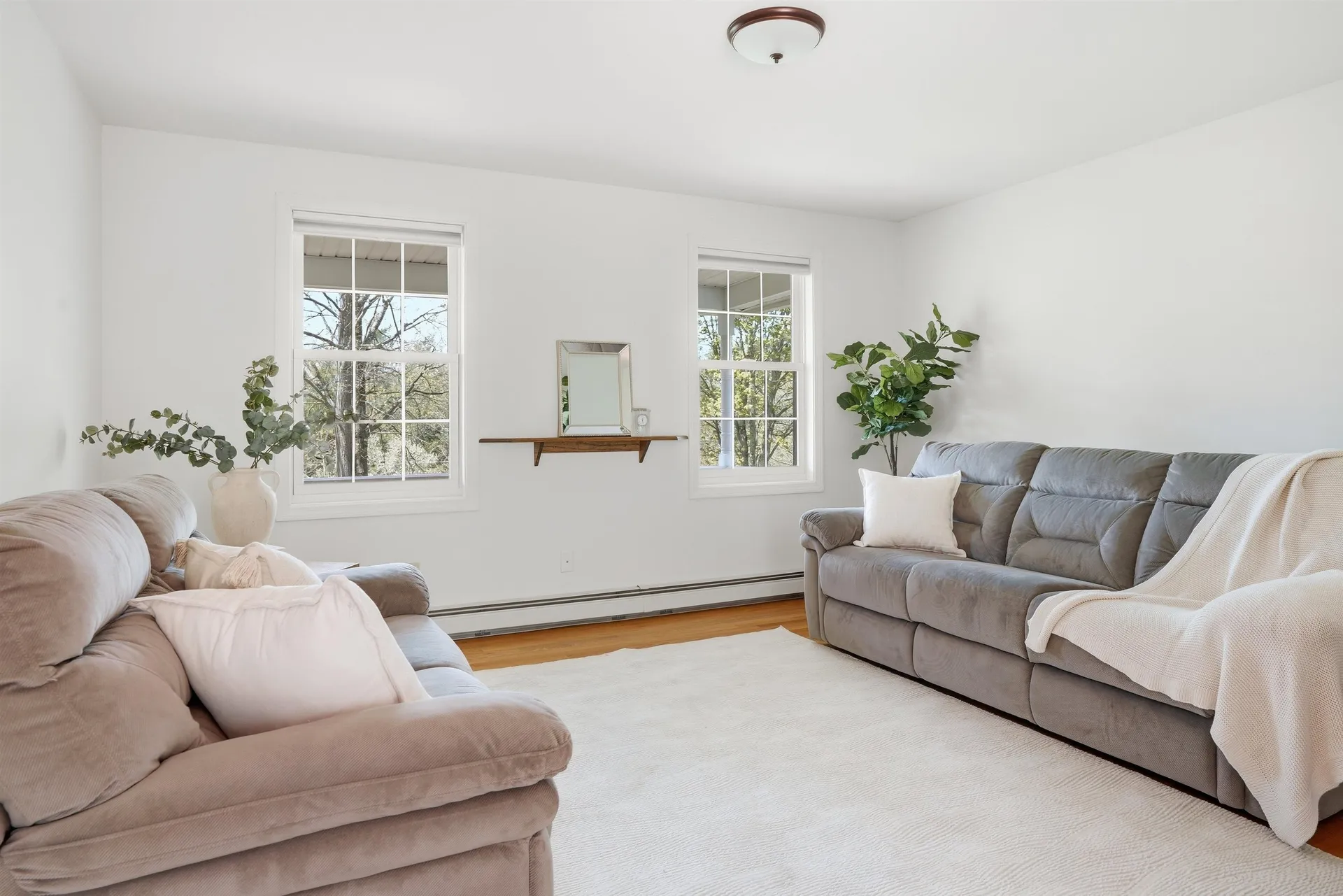 5 Van Buren Circle Goffstown NH 03045