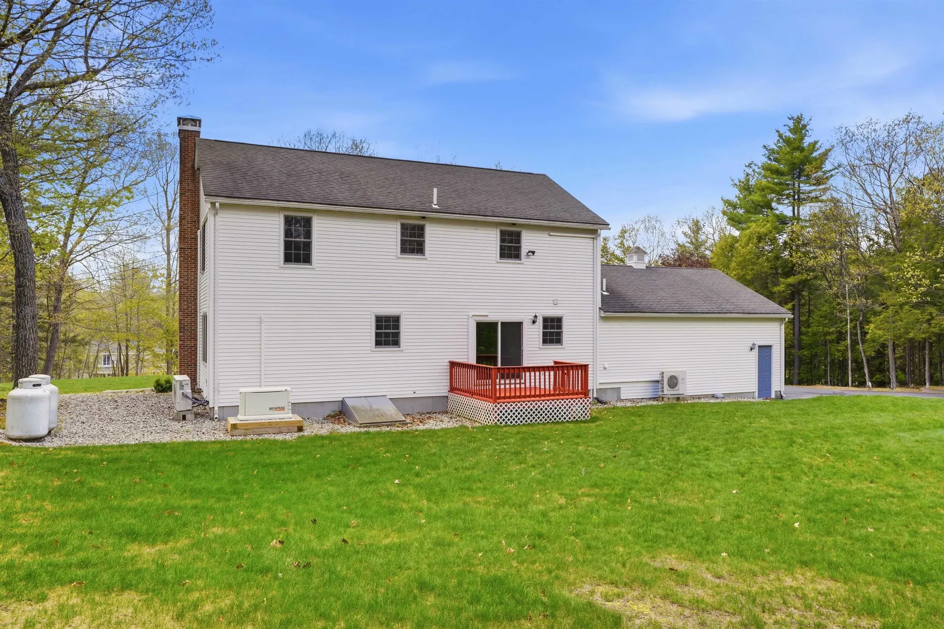 5 Van Buren Circle Goffstown NH 03045