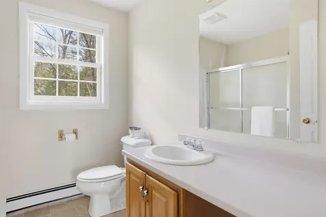 5 Van Buren Circle Goffstown NH 03045