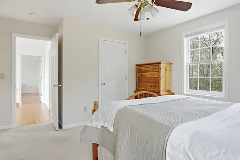 5 Van Buren Circle Goffstown NH 03045