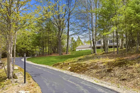 5 Van Buren Circle Goffstown NH 03045