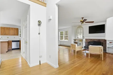 5 Van Buren Circle Goffstown NH 03045