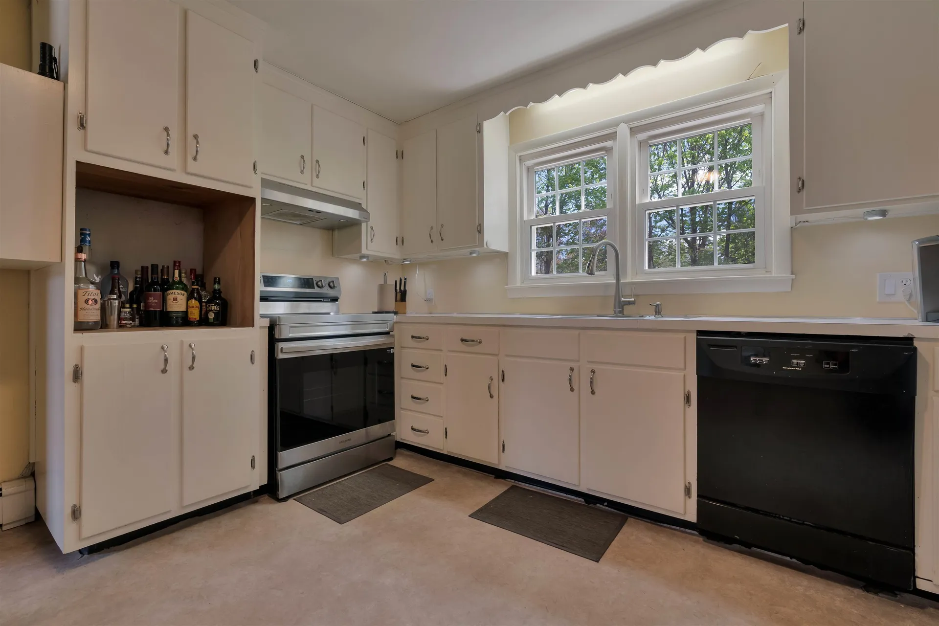 512 High Street Somersworth NH 03878