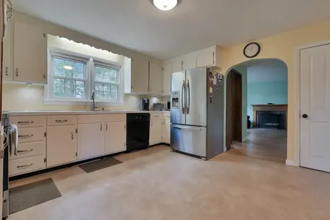 512 High Street Somersworth NH 03878