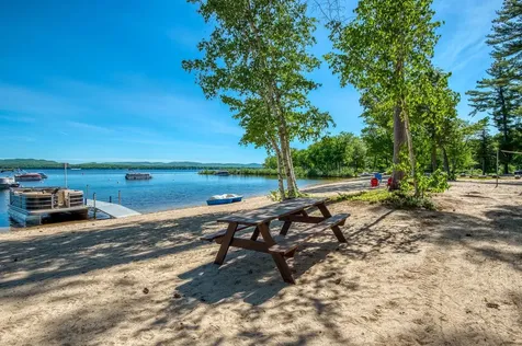 14 Oakwood Drive Ossipee NH 03814
