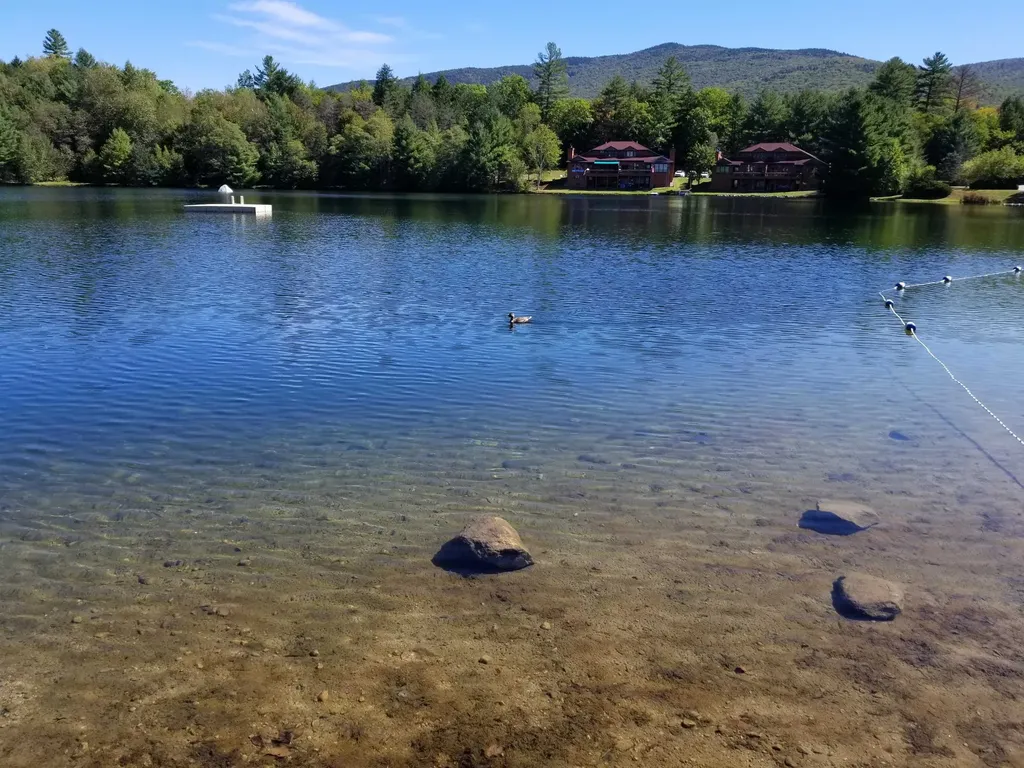 10 Lakeside West Drive Woodstock NH 03262