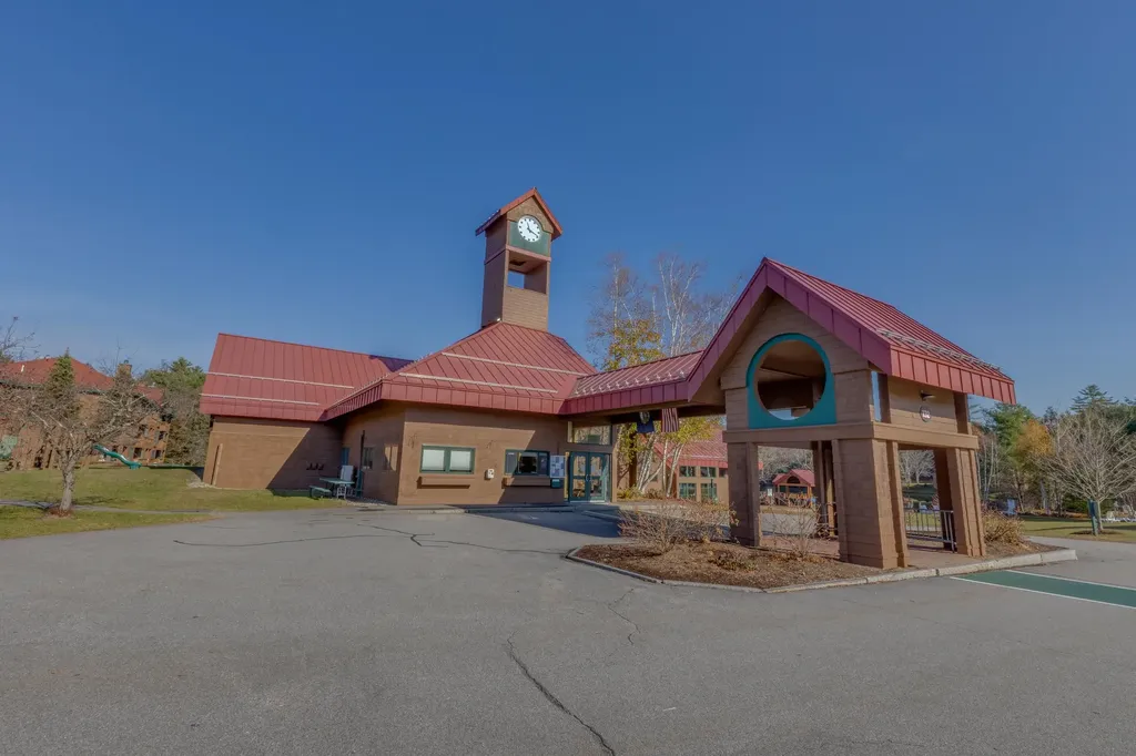 10 Lakeside West Drive Woodstock NH 03262