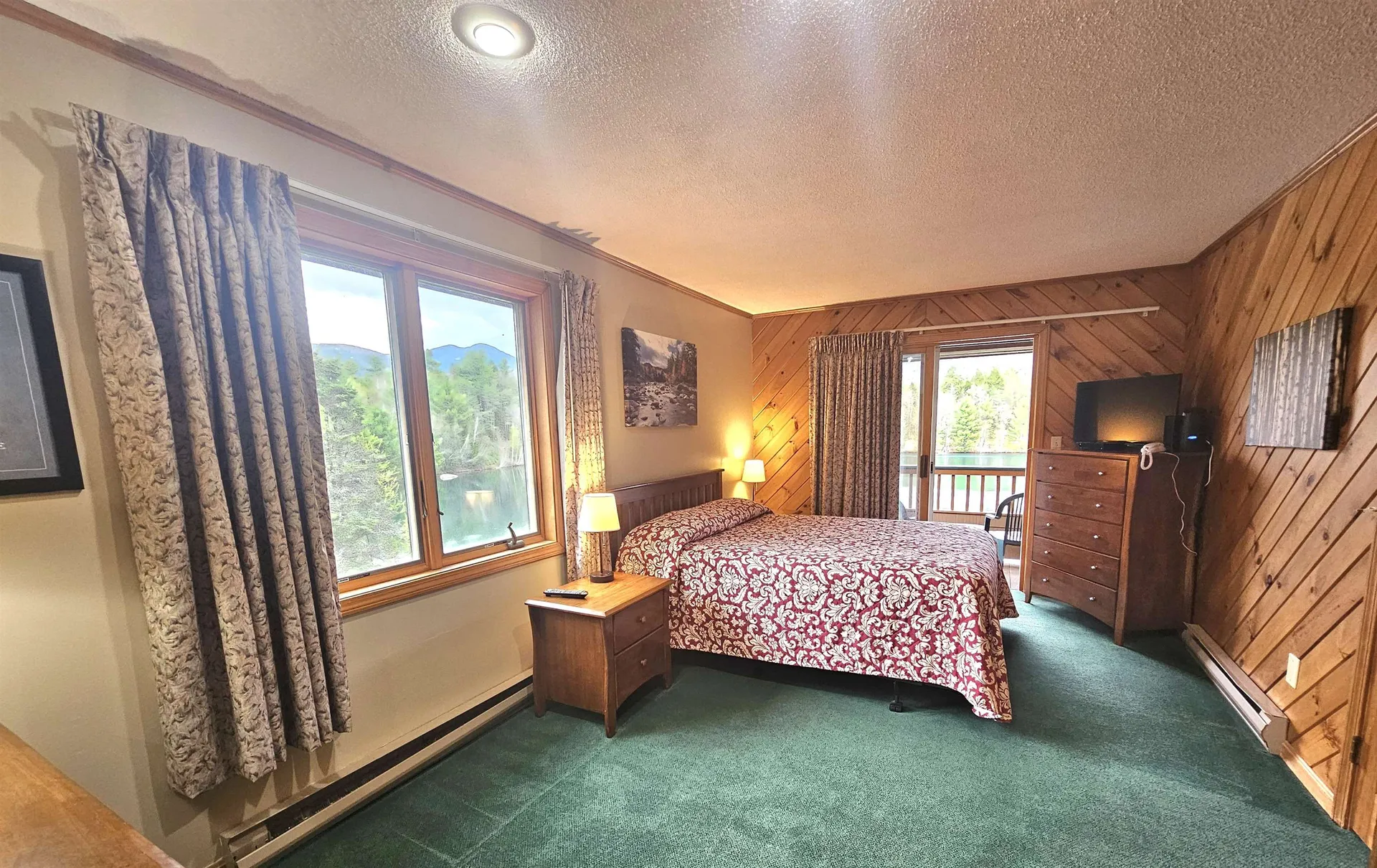 10 Lakeside West Drive Woodstock NH 03262