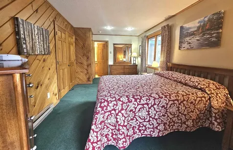 10 Lakeside West Drive Woodstock NH 03262