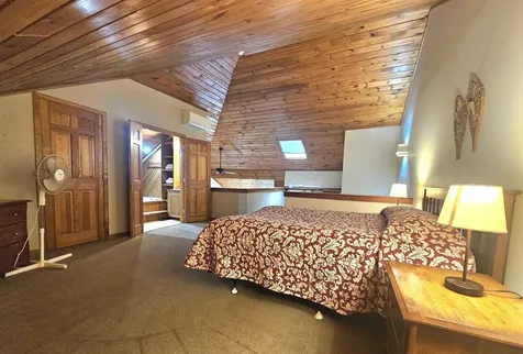 10 Lakeside West Drive Woodstock NH 03262