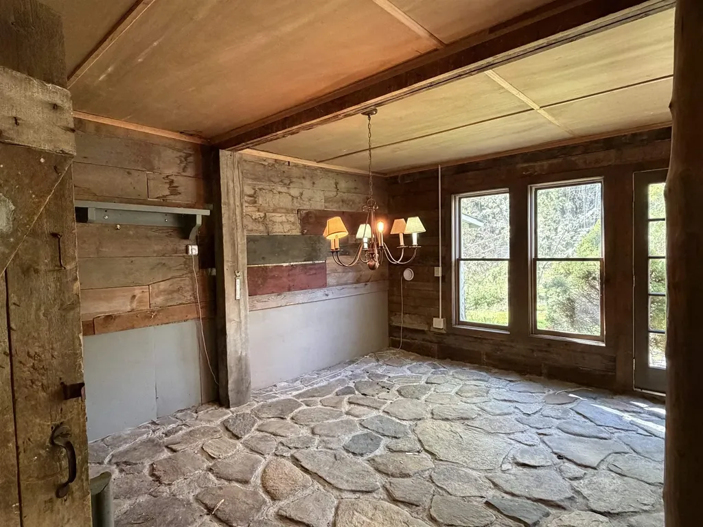 397 River Street Chester VT 05143