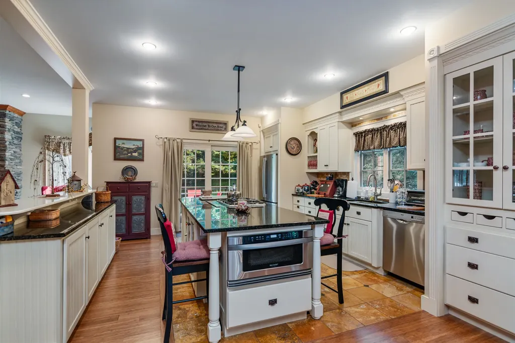 577 Elmore Mountain Road Stowe VT 05672
