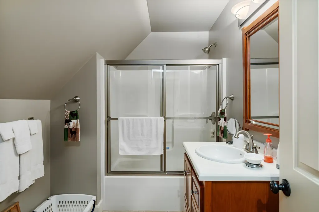 577 Elmore Mountain Road Stowe VT 05672