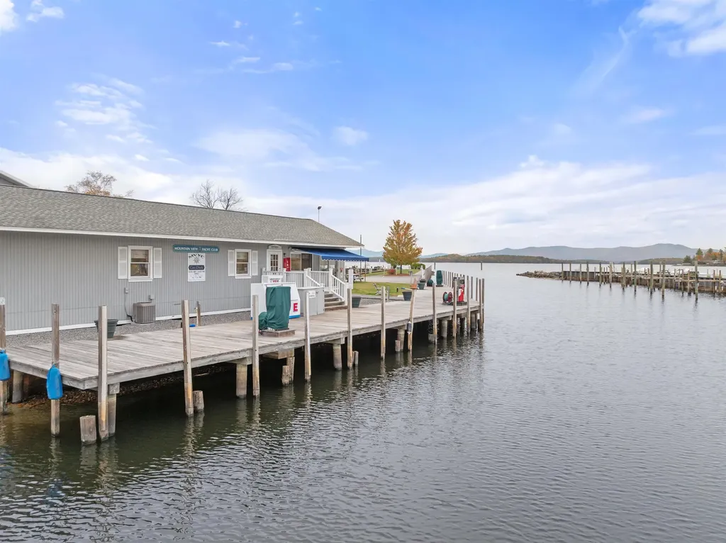 73 Weirs Road Gilford NH 03249
