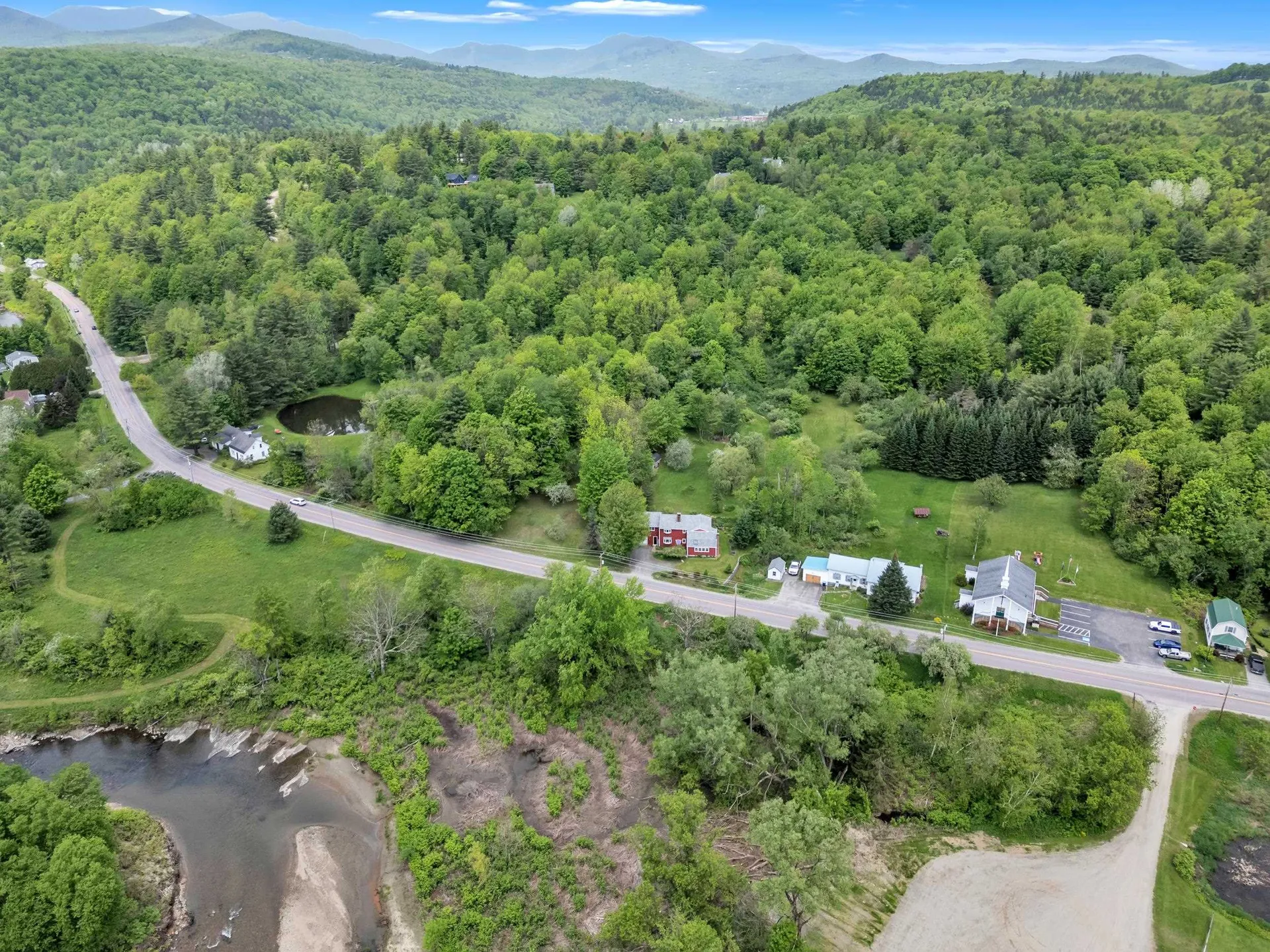 904 Moscow Road Stowe VT 05672