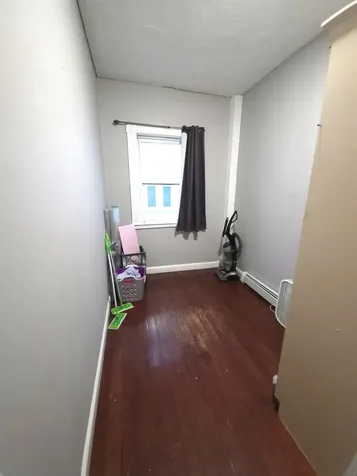 729 Pine Street Manchester NH 03104