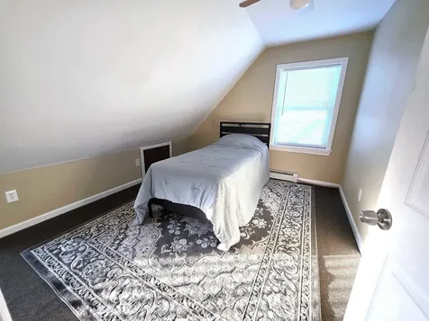729 Pine Street Manchester NH 03104