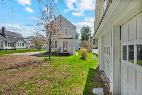 29 Woodstock Avenue Rutland City VT 05701
