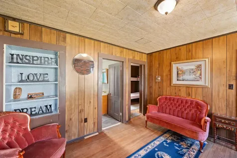 29 Woodstock Avenue Rutland City VT 05701