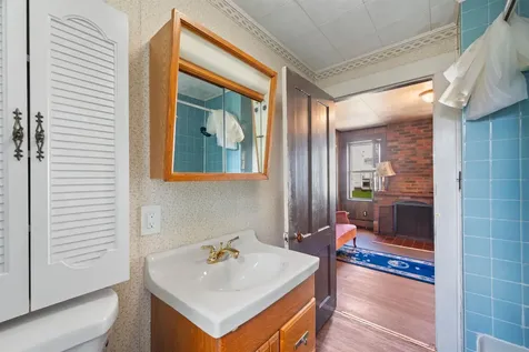 29 Woodstock Avenue Rutland City VT 05701
