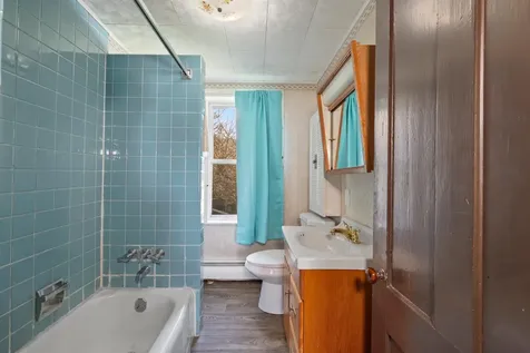29 Woodstock Avenue Rutland City VT 05701