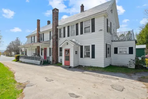 29 Woodstock Avenue Rutland City VT 05701