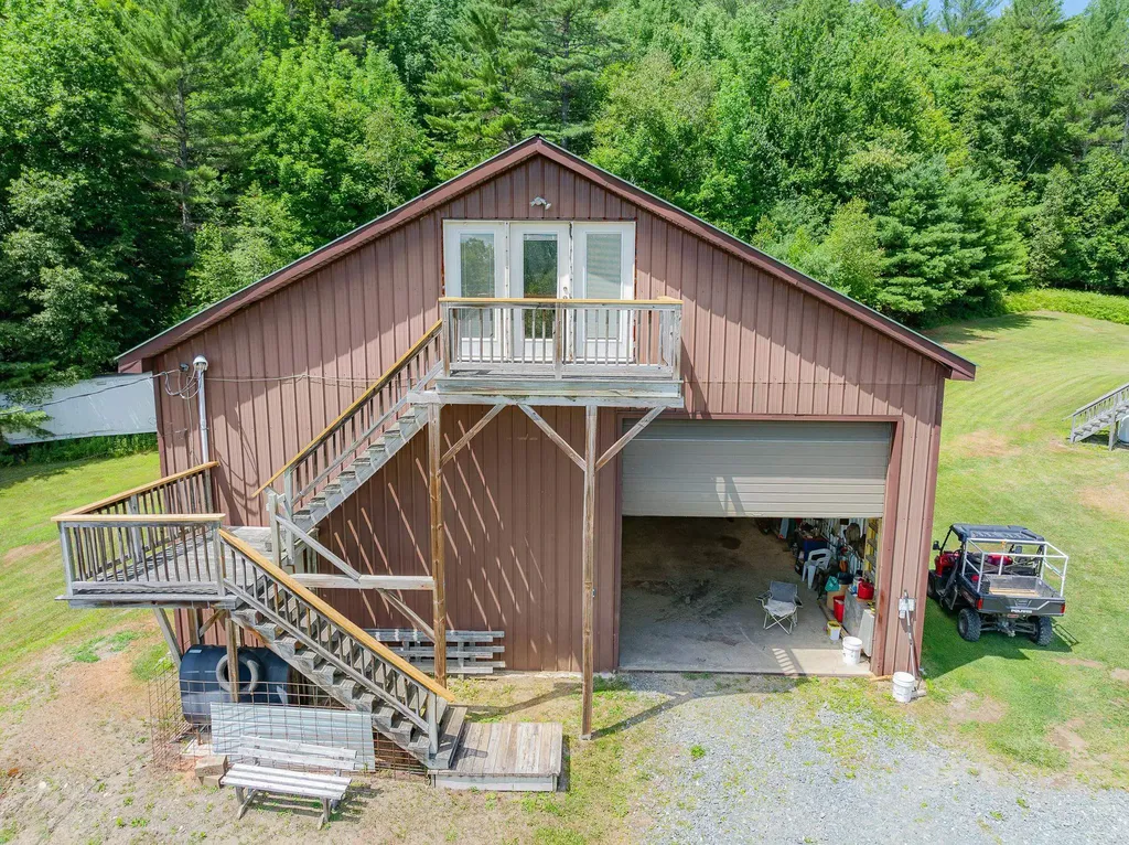 832 West Hill Road St. Johnsbury VT 05819